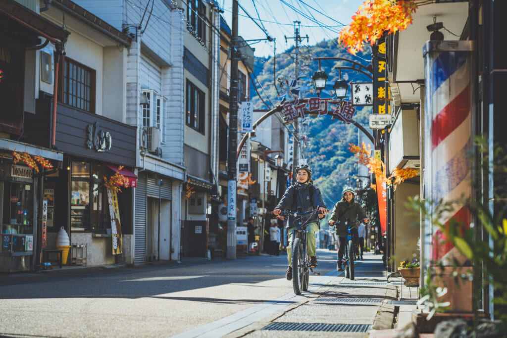 長良川鉄道 郡上八幡駅からレンタサイクル　五感で楽しむE-bike旅