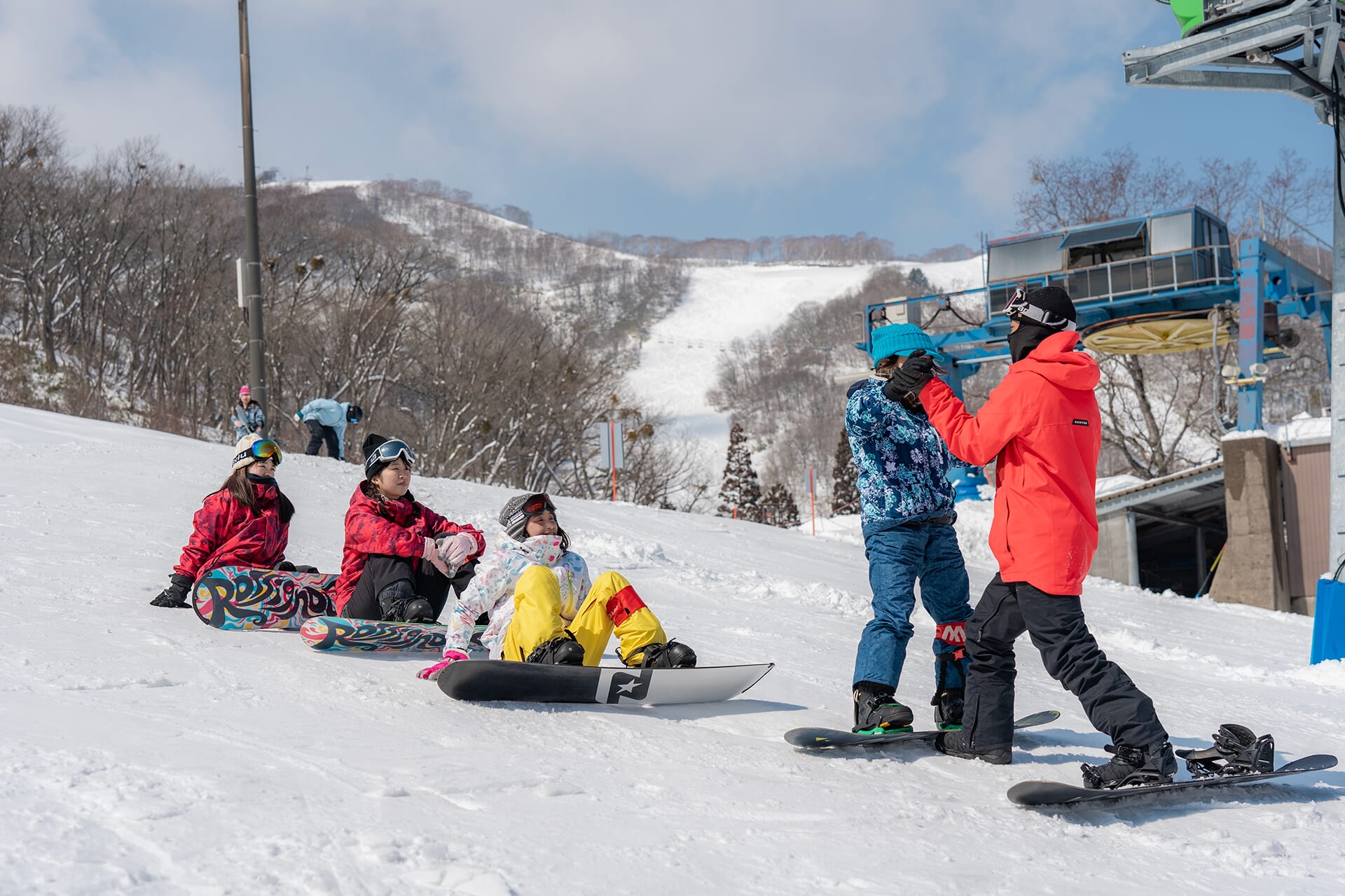 郡上エリアで教える現役インストラクターに聞いた!スノーボードスクールをおすすめする3つの理由 イメージ